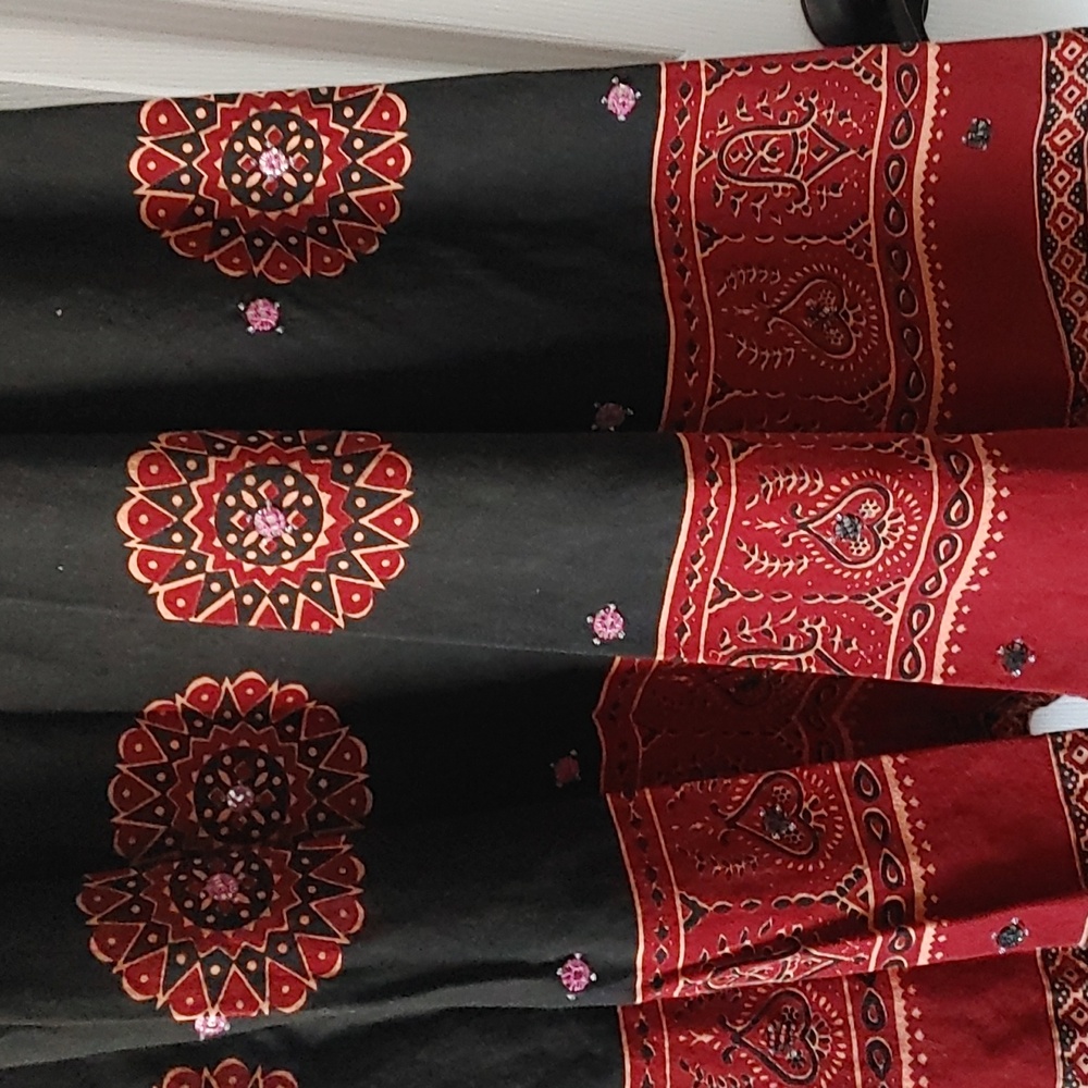 Willi Smith Maxi Skirt Sz 6 Black & Red Indian Sari-Style W/ Embroidered Mirrors - Picture 10 of 11